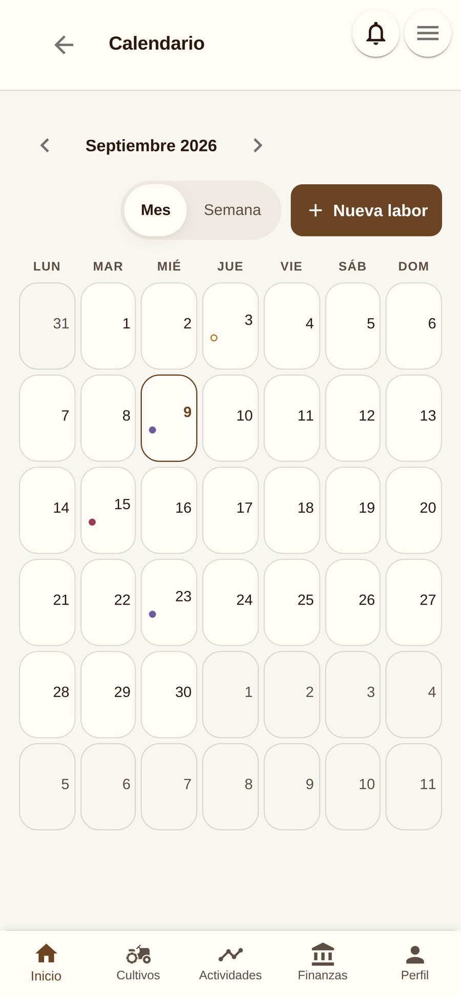 Calendario del café en Koffibinz: vista mes con labores de abono, monitoreo y cosecha por colores