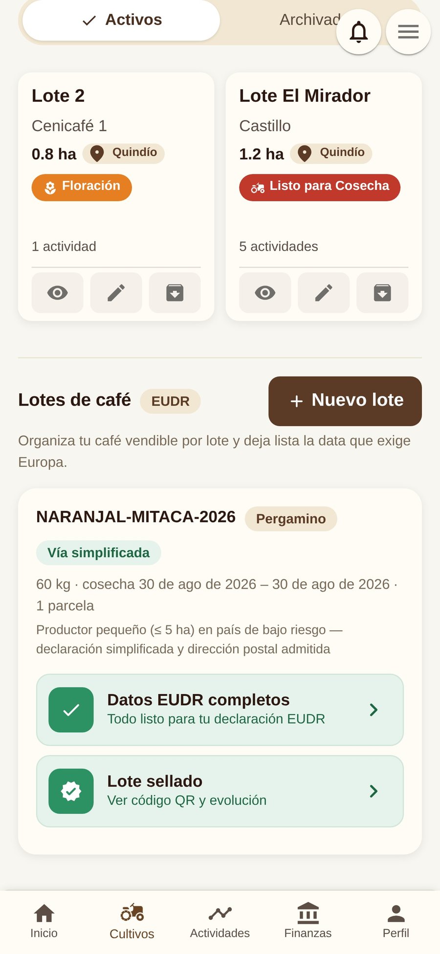 Checklist EUDR completo en verde para un lote de café en Koffibinz